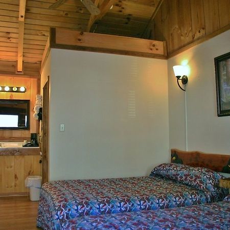 Black Bear Lodge Motel Slade Eksteriør bilde