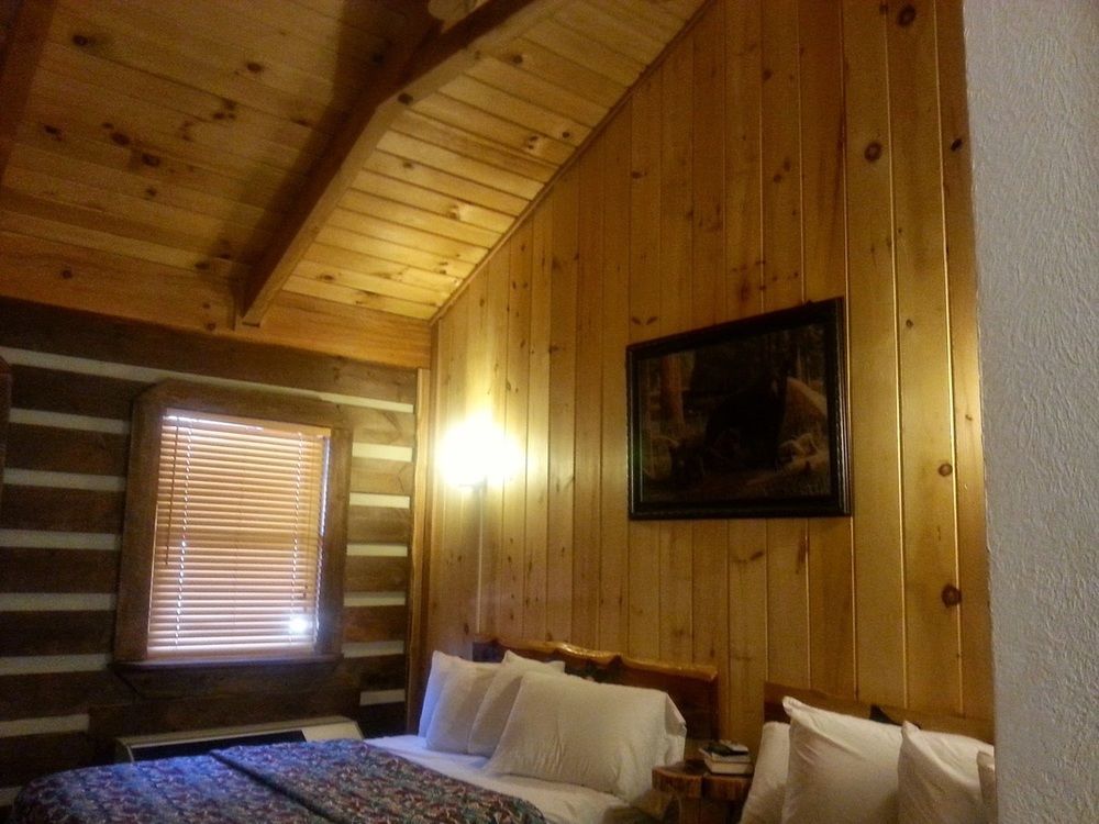 Black Bear Lodge Motel Slade Eksteriør bilde